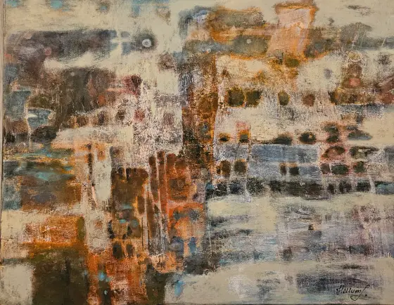 Mirages of a Lost City